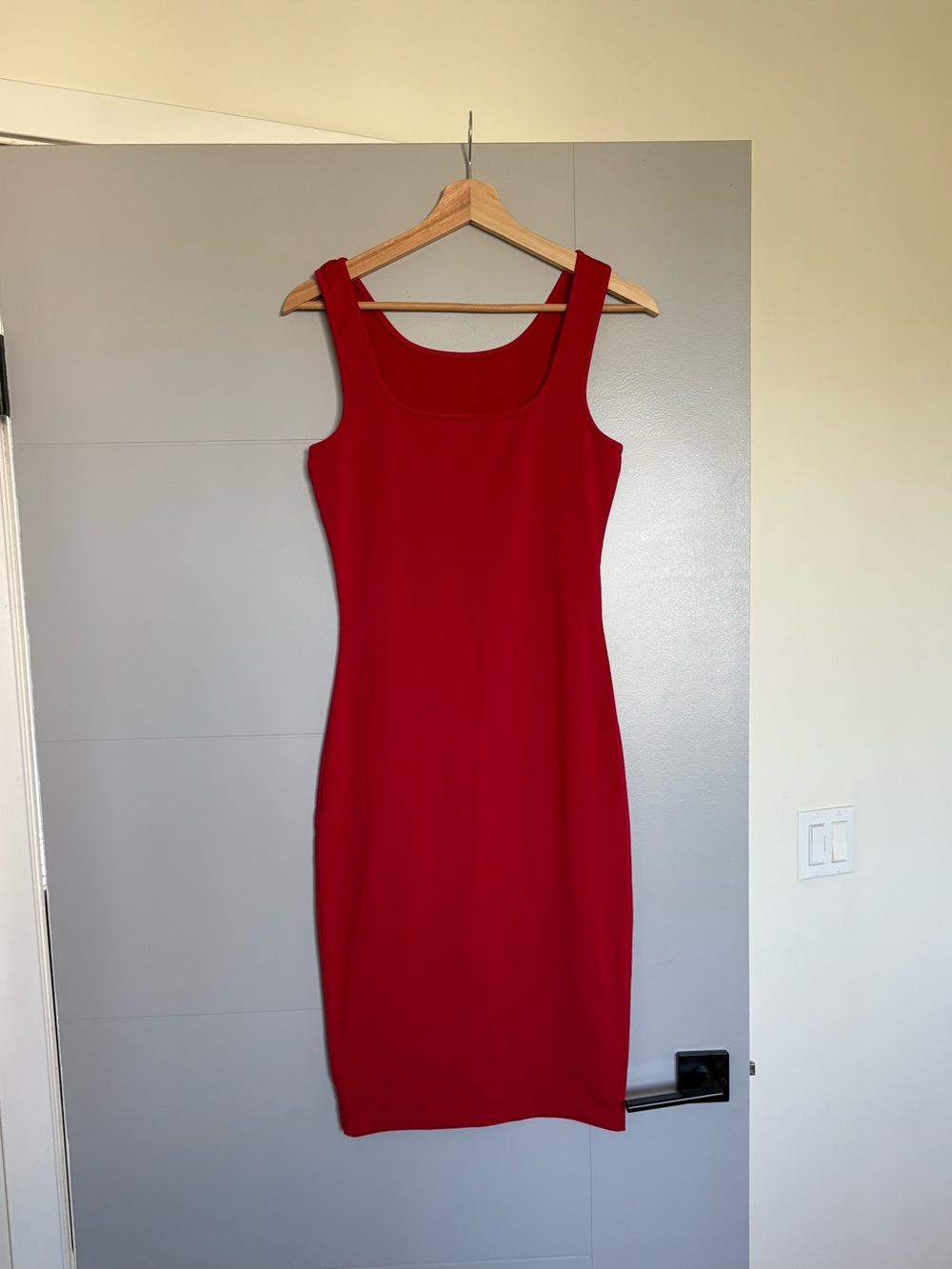 Red Sleeveless Bodycon Dress